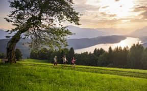 Hikers in Döbriach