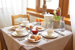 Breakfast at Hotel Pietra Rara