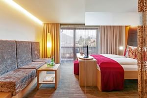 Room with double bed