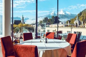 Restaurant with mountain view