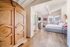 Borgo del Cabreo room