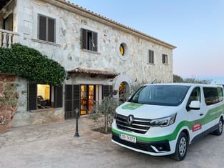 Firmenbus der Wanderstation Mallorca