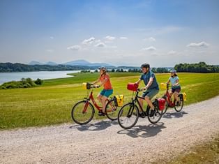 Three cyclists on the Wenger Moor
