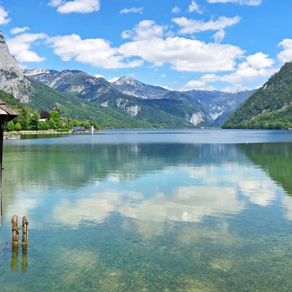 Picturesque view of Lake Hallstatt